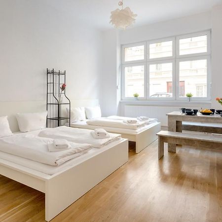 Newton-Appartement Mit 3 Schlafzimmern Berlin Ngoại thất bức ảnh