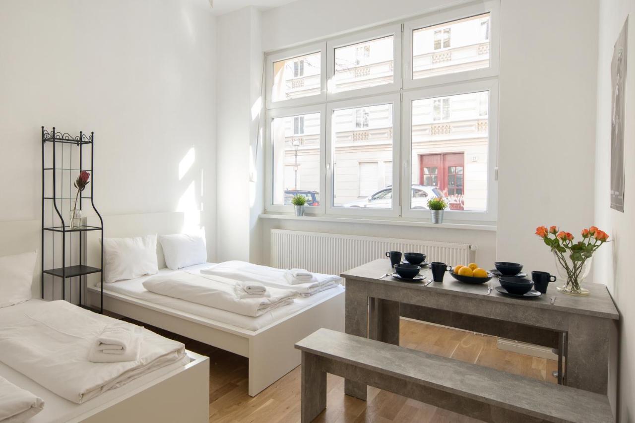 Newton-Appartement Mit 3 Schlafzimmern Berlin Ngoại thất bức ảnh