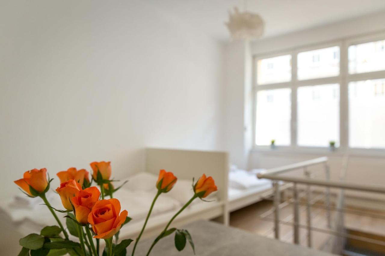 Newton-Appartement Mit 3 Schlafzimmern Berlin Ngoại thất bức ảnh